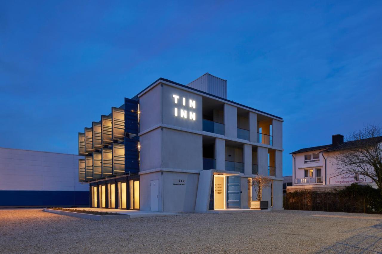 Tin Inn - Erkelenz - Das Hotel Aus Hochwertig Ausgebauten Ueberseecontainern Extérieur photo
