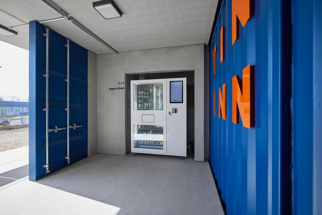 Tin Inn - Erkelenz - Das Hotel Aus Hochwertig Ausgebauten Ueberseecontainern Extérieur photo
